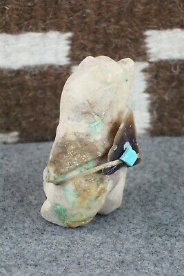Bear Zuni Fetish Carving - Ariane Quam