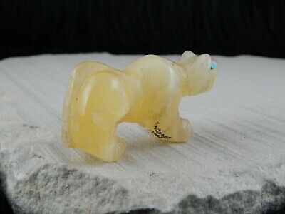 Bear Zuni Fetish Carving - Jon Quam - High Lonesome Trading