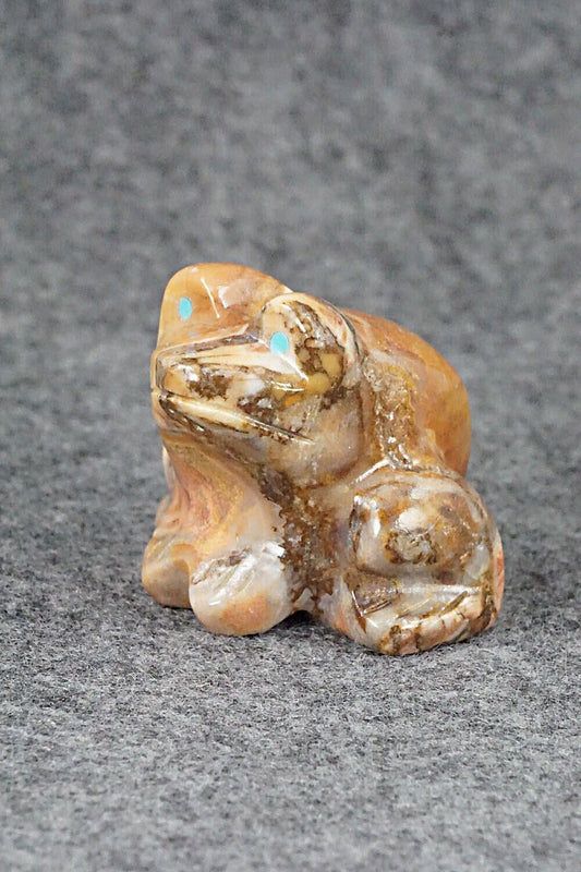 Frog Zuni Fetish Carving - Andres Lementino