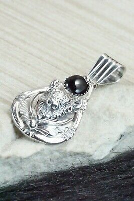 Onyx & Sterling Silver Pendant - Henry Attakai