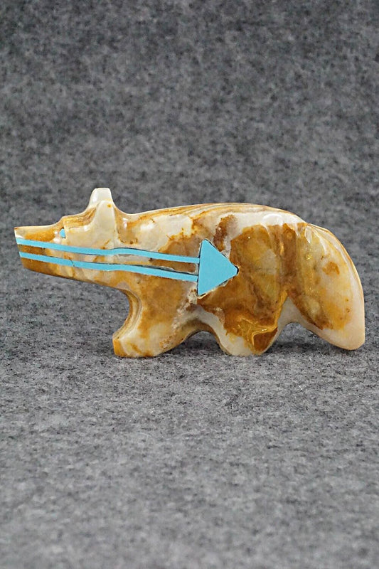 Wolf Zuni Fetish Carving - Rodney Laiwakete