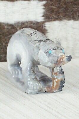Bear Zuni Fetish Carving - Derrick Kaamasee
