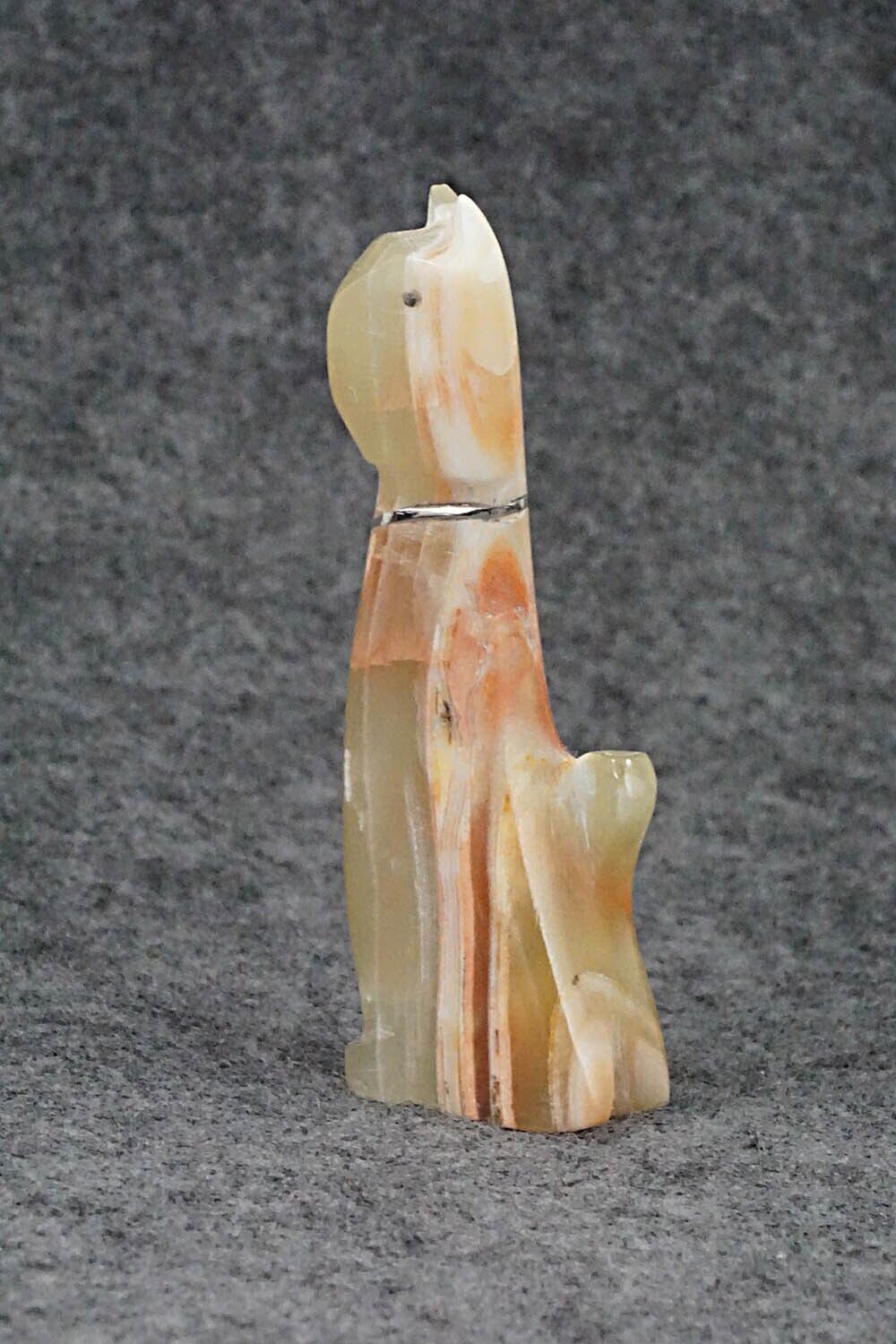 Cat Zuni Fetish Carving - Kenny Chavez