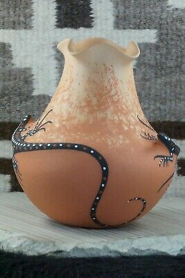 Zuni Pottery - Lorenda Cellicion