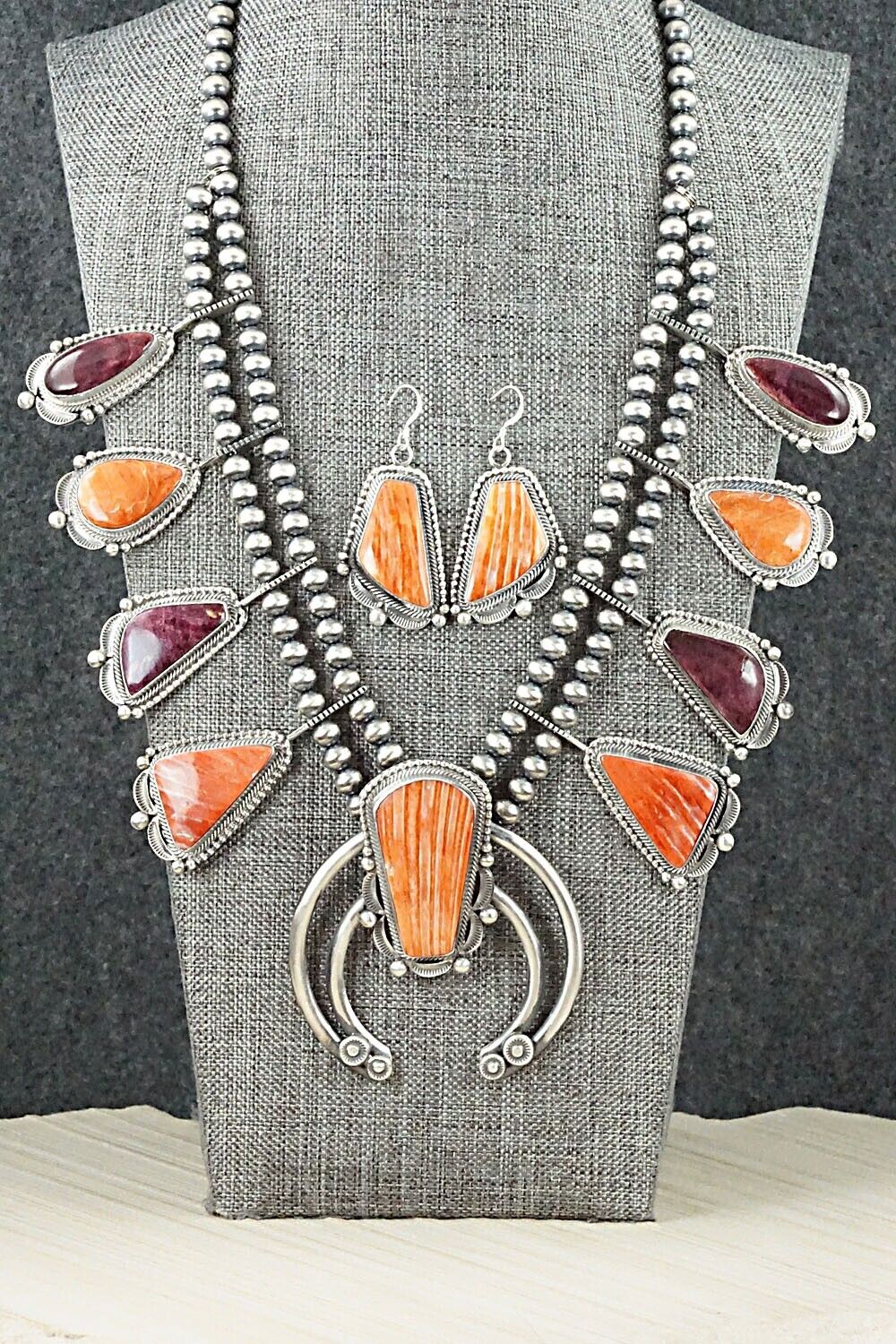 Spiny Oyster & Sterling Silver Squash Blossom Set - Tom Lewis