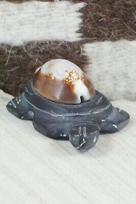 Turtle Zuni Fetish Carving - Louise Ponchuella