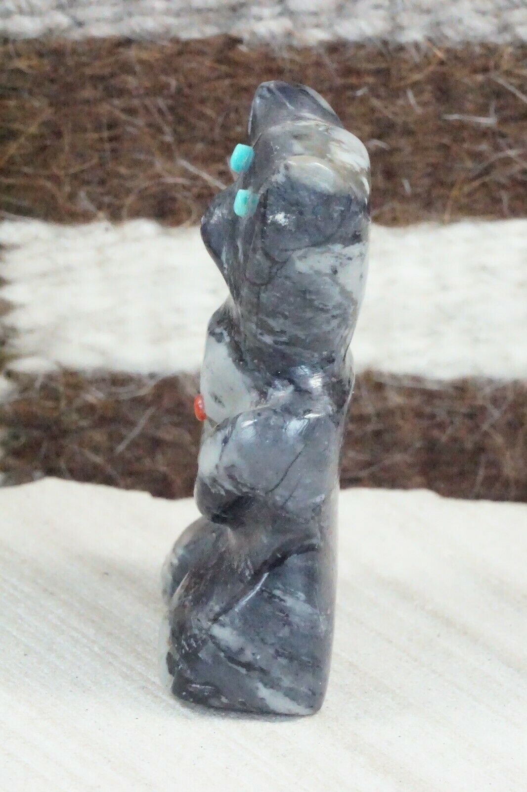 Bear Zuni Fetish Carving - Taylor Gia