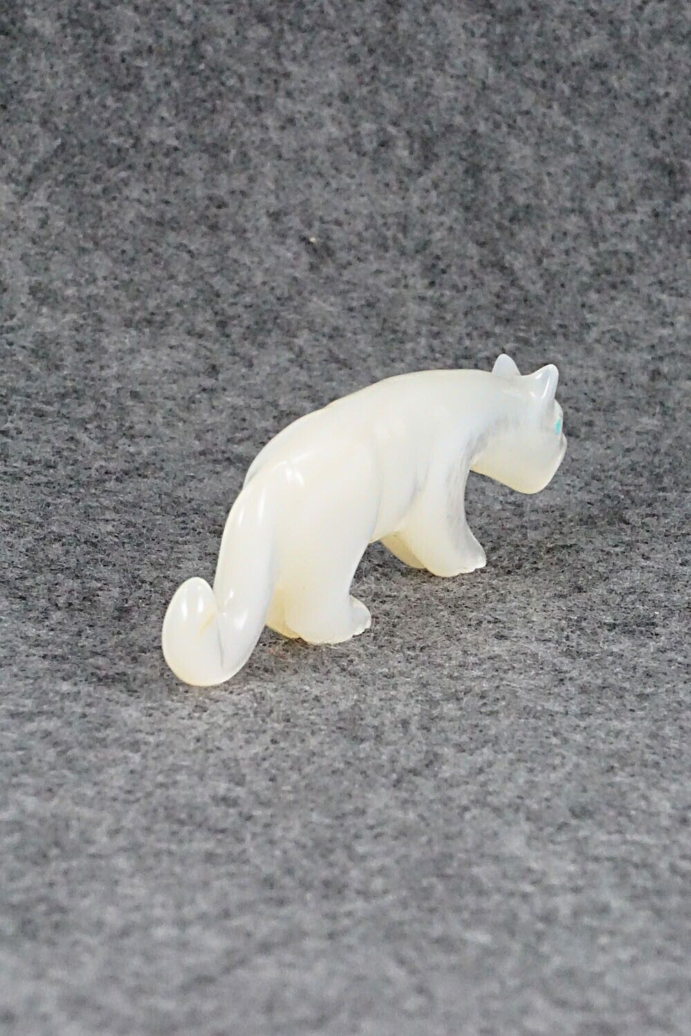 Mountain Lion Zuni Fetish Carving - Andres Quandelacy