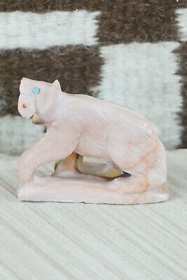 Bear Zuni Fetish Carving - Derrick Kaamasee