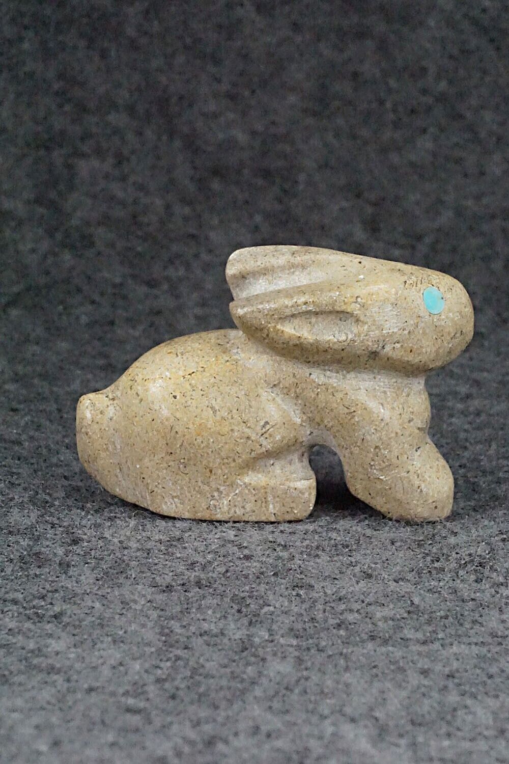 Rabbit Zuni Fetish Carving - Justin Natewa