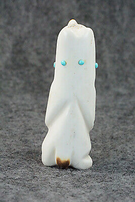 Bear Zuni Fetish Carving - Claudia Peina
