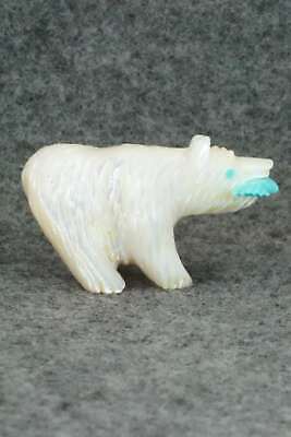 Bear Zuni Fetish Carving - Andres Quandelacy