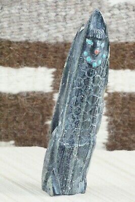 Corn Maiden Zuni Fetish Carving - Derrick Kaamasee