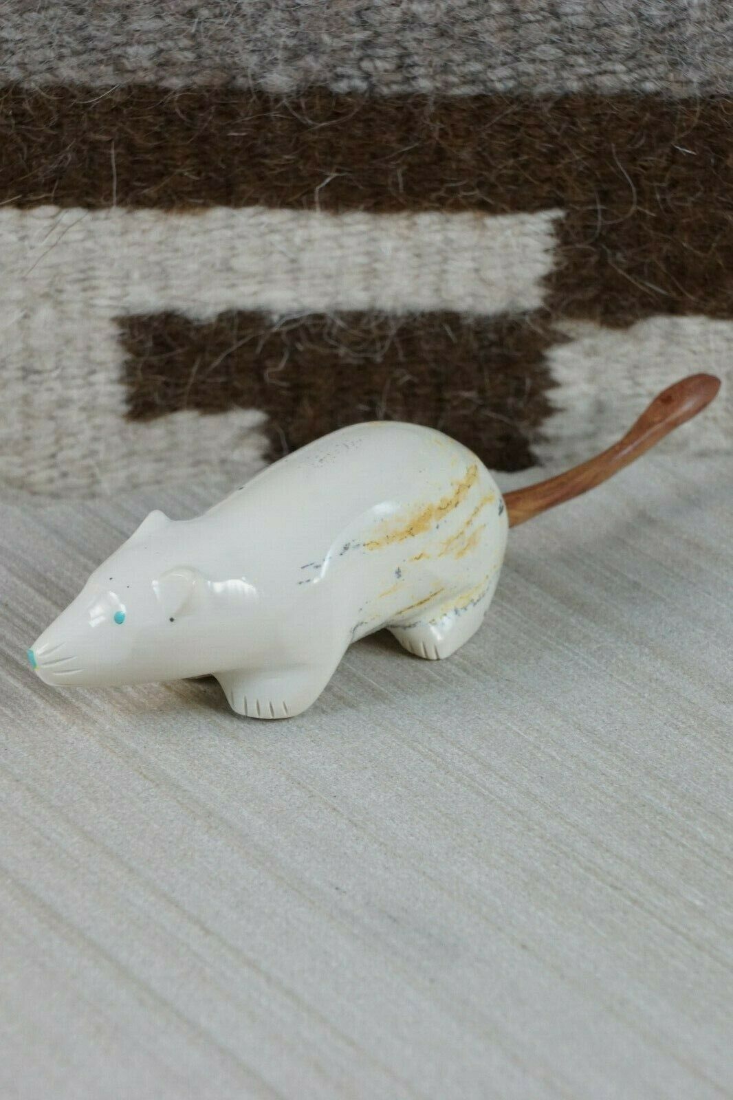 Mouse Zuni Fetish Carving - Enrike Leekya - High Lonesome Trading