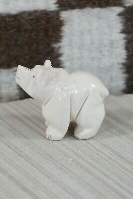 Bear Zuni Fetish Carving - Albert Livingston