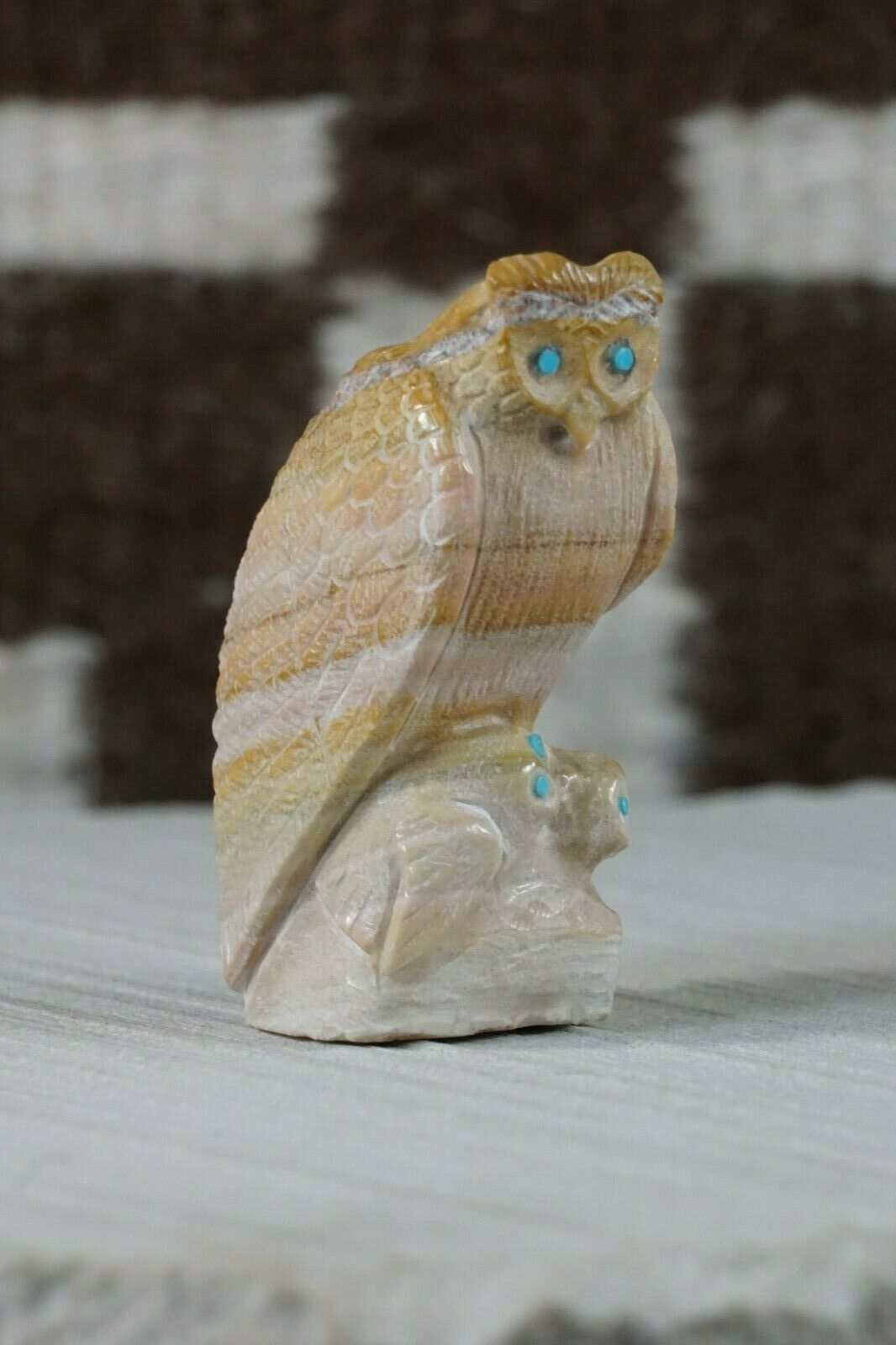 Owl Zuni Fetish Carving - Derrick Kaamasee - High Lonesome Trading
