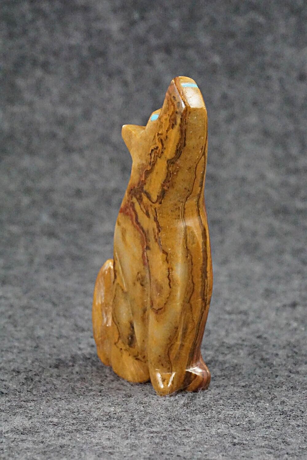 Coyote Zuni Fetish Carving - Rodney Laiwakete