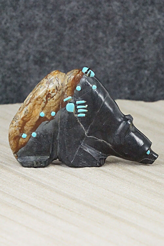 Bear Zuni Fetish Carving - Danette Laate