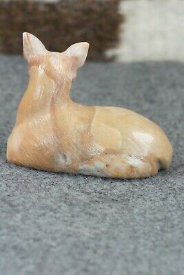 Deer Zuni Fetish Carving - Derrick Kaamasee