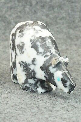 Bear Zuni Fetish Carving - Ronnie Lunasee