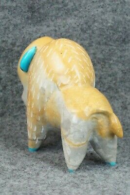 Buffalo Zuni Fetish Carving - Enrike Leekya