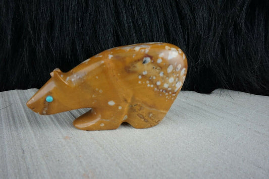 Bear Zuni Fetish Carving - Ronnie Lunasee - High Lonesome Trading