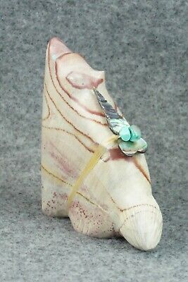 Wolf Zuni Fetish Carving - Daphne Quam
