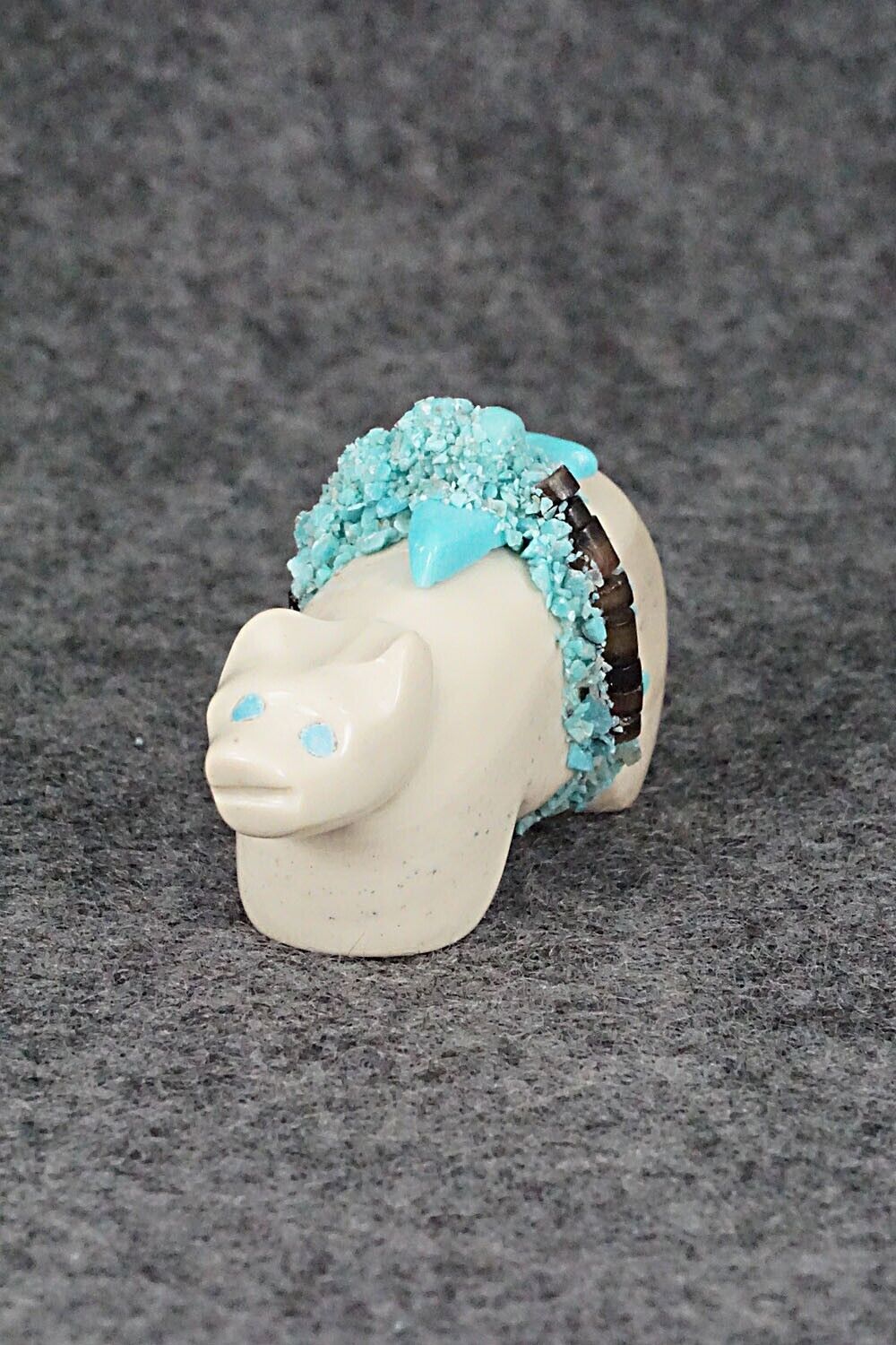Bear Zuni Fetish Carving - Marvelita Phillips