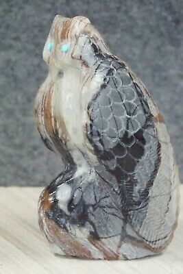 Owl Zuni Fetish Carving - Derrick Kaamasee