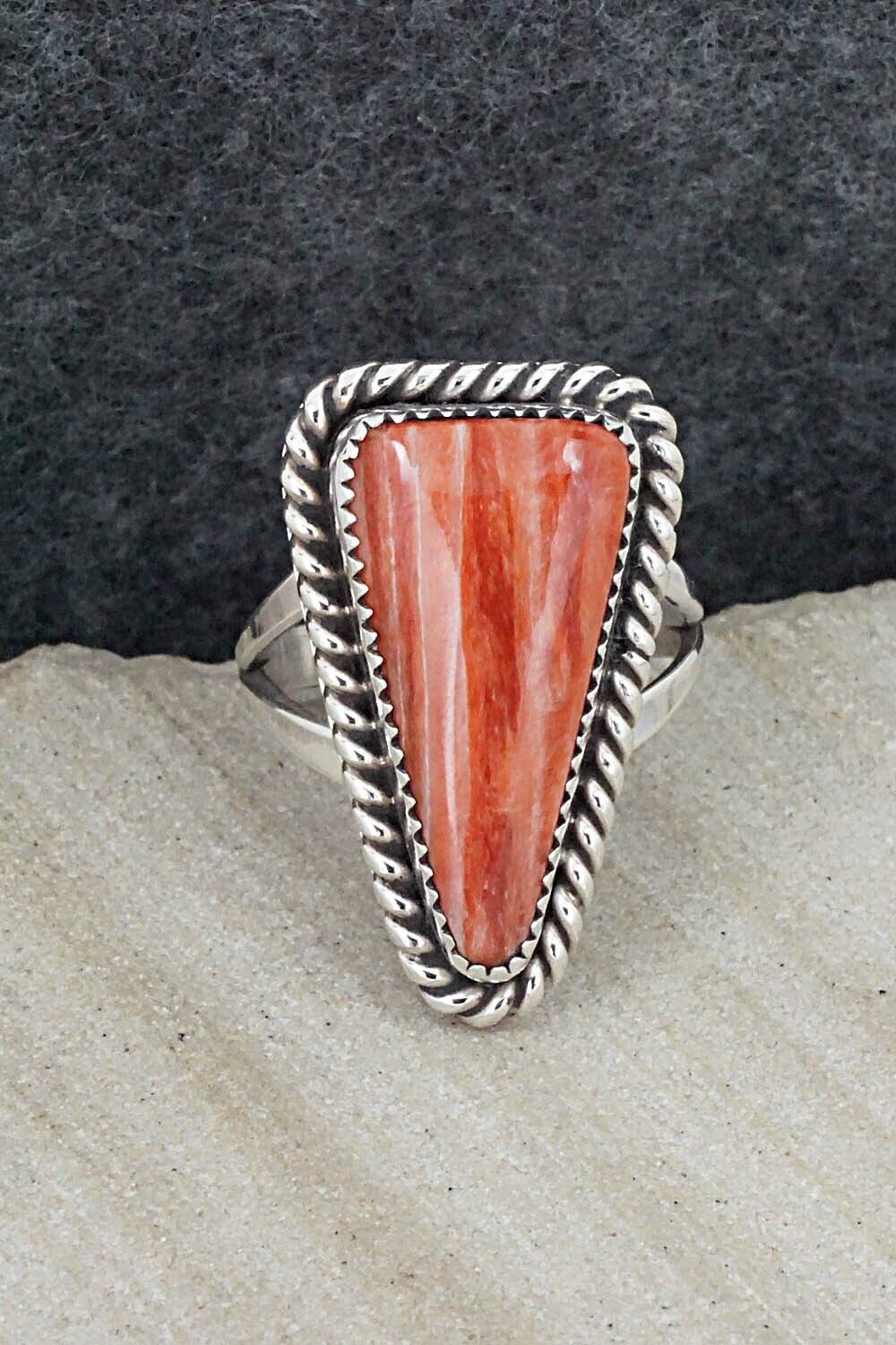 Spiny Oyster & Sterling Silver Ring - Benjamin Martinez - Size 7.25