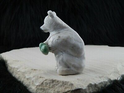Bear Zuni Fetish Carving - Louise Ponchuella - High Lonesome Trading