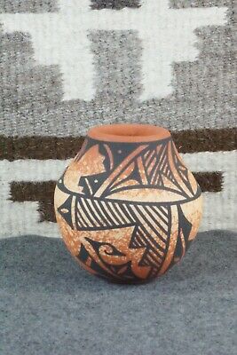 Zuni Pottery - Lorenda Cellicion