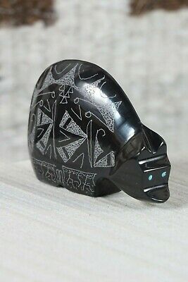 Bear Zuni Fetish Carving - Gerald Peina - High Lonesome Trading