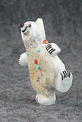 Bear Zuni Fetish Carving - Claudia Peina
