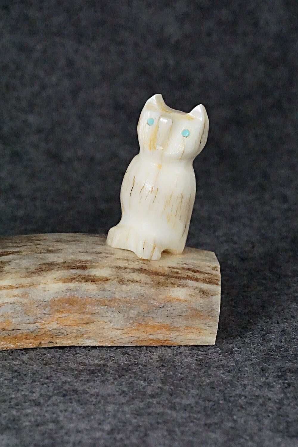 Owl Zuni Fetish Carving - Brandon Phillips