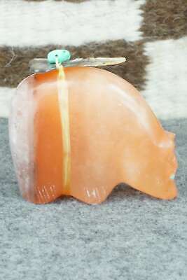 Bear Zuni Fetish Carving - Daphne Quam