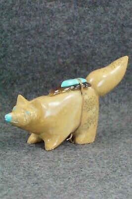Wolf Zuni Fetish Carving - Enrike Leekya