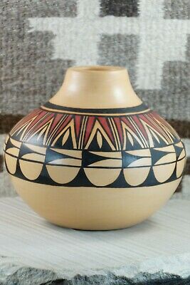 Hopi Pottery - Alta Yesslith