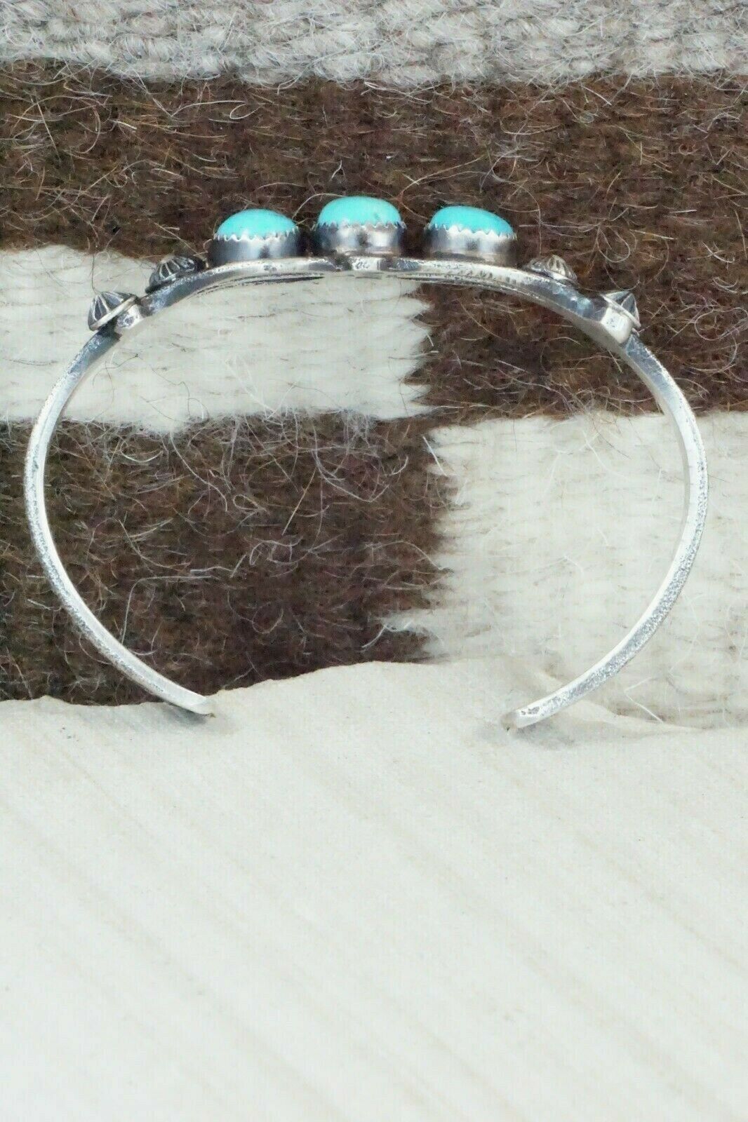 Turquoise and Sterling Silver Bracelet - Eva & Linberg Billah