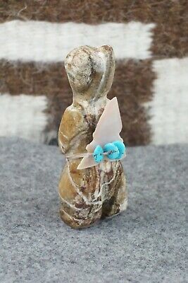Bear Zuni Fetish Carving - Ariane Quam