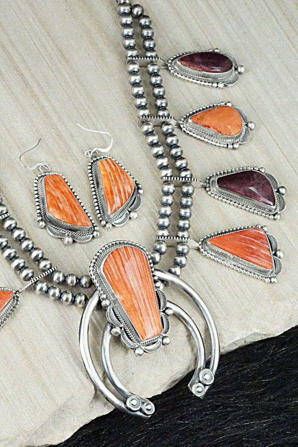Spiny Oyster & Sterling Silver Squash Blossom Set - Tom Lewis