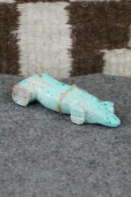 Bear Zuni Fetish Carving - Taylor Gia