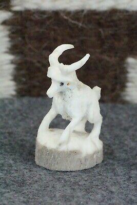 Deer Zuni Fetish Carving - Lewis Malie Jr. - High Lonesome Trading