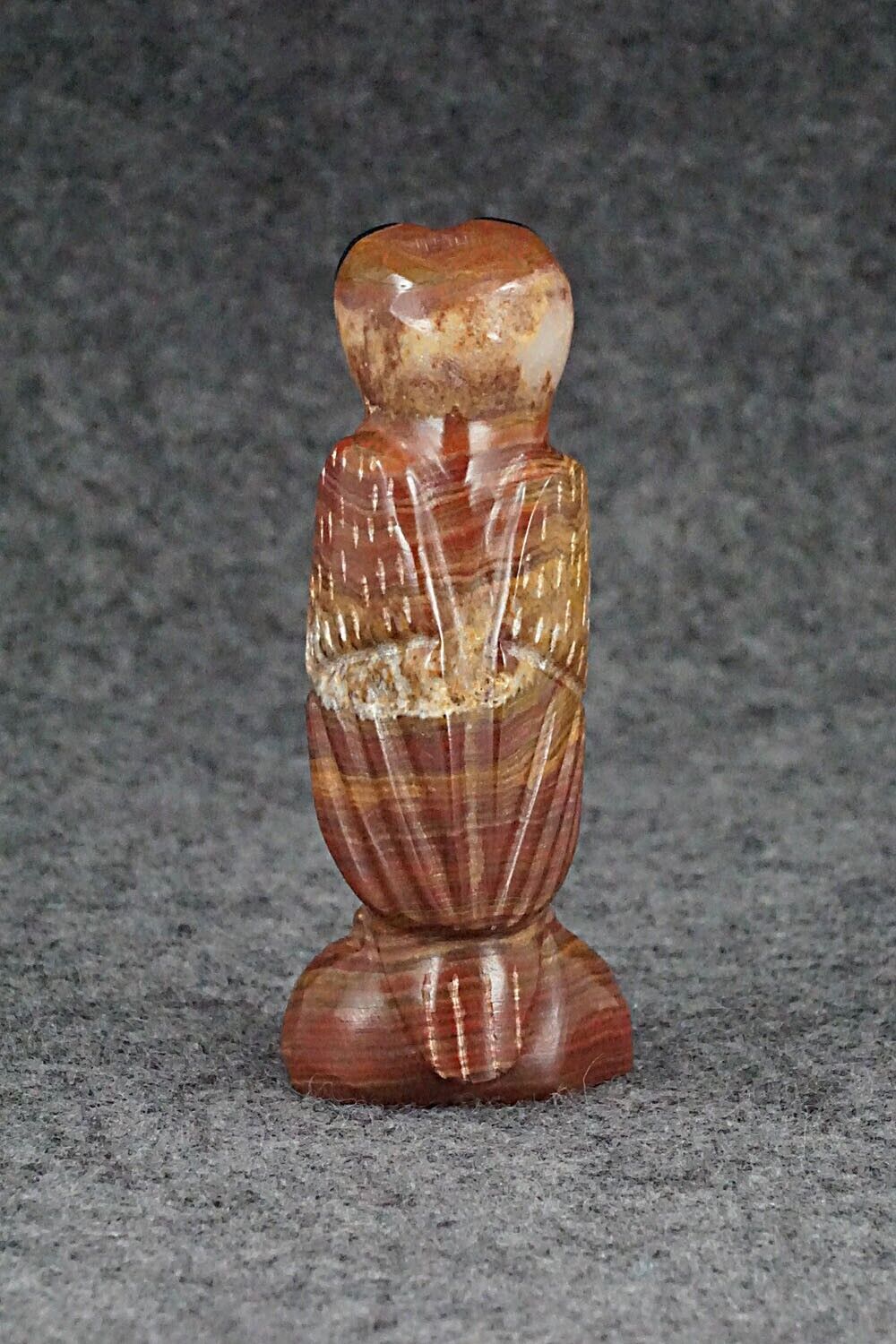 Owl Zuni Fetish Carving - Enrike Leekya