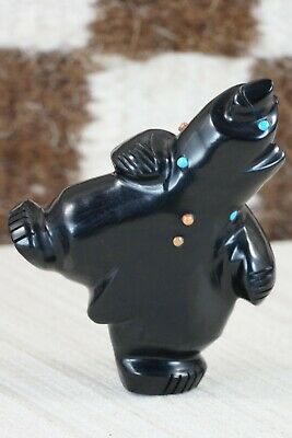 Bear Zuni Fetish Carving - Claudia Peina