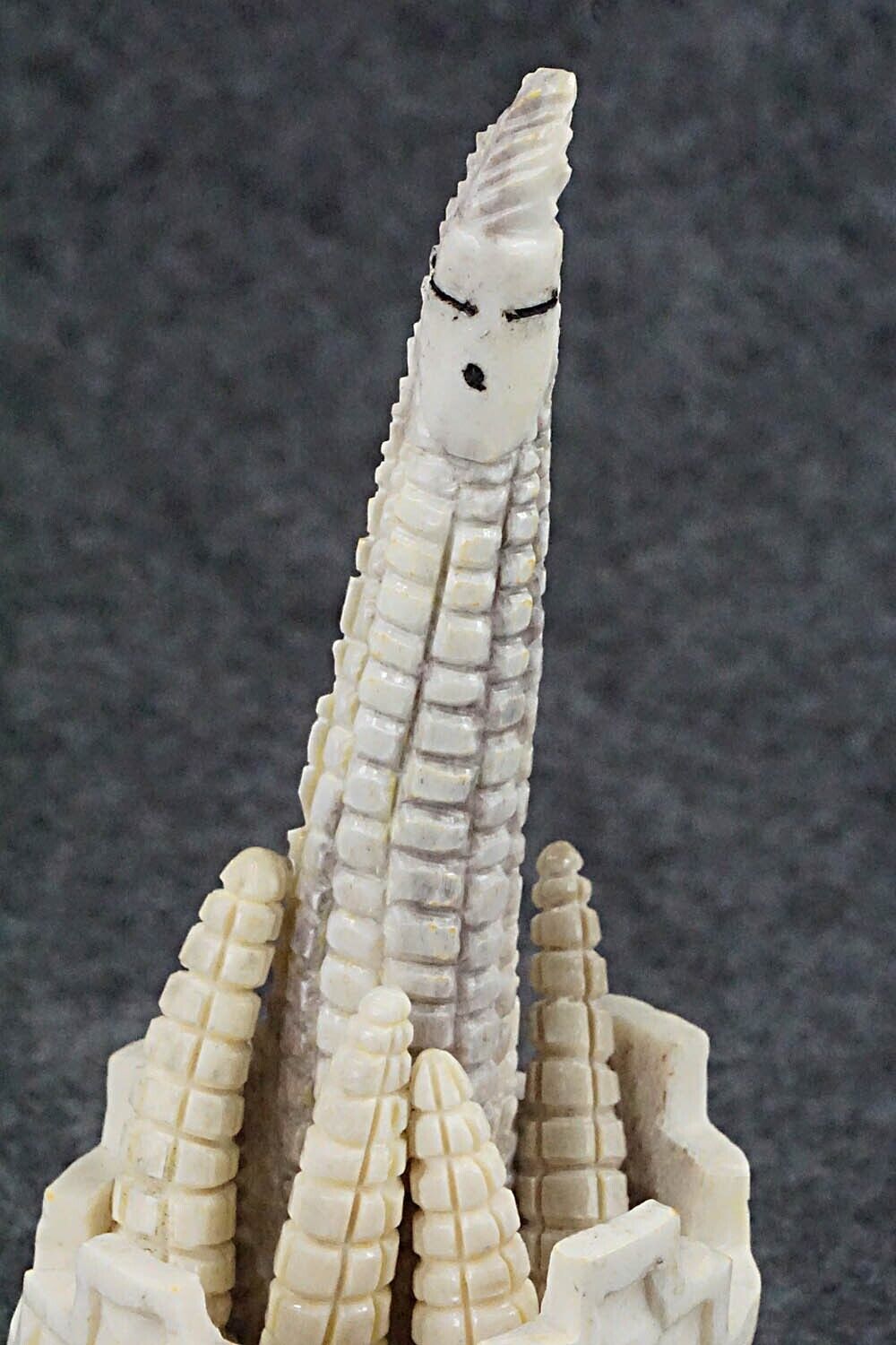 Corn Maiden Zuni Fetish Carving - Mike Tucson