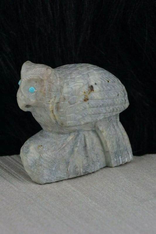Owl Zuni Fetish Carving - Derrick Kaamasee - High Lonesome Trading