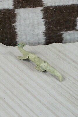 Lizard Zuni Fetish Carving - Lance Cheama