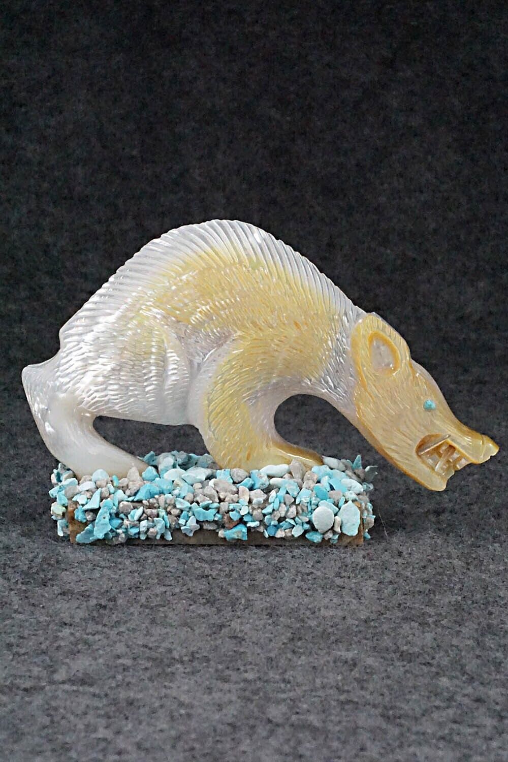 Wolf Zuni Fetish Carving - Randy Lucio