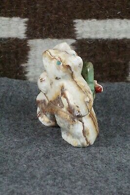 Bear Zuni Fetish Carving - Ariane Quam
